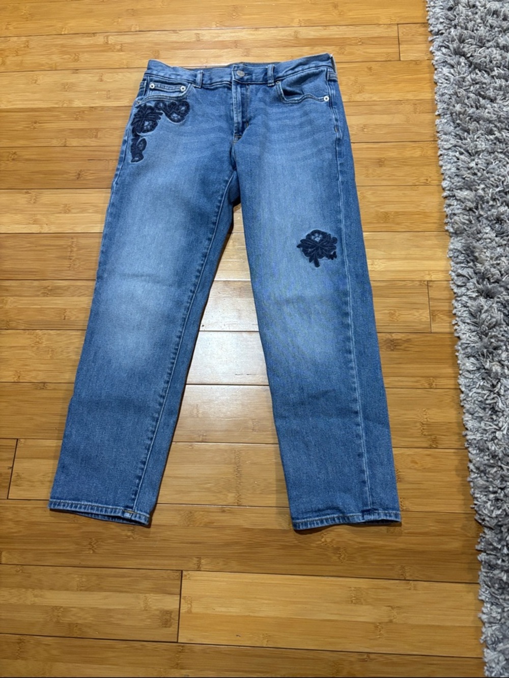 GAP Light Blue Denim Jeans with Gold Topstitching